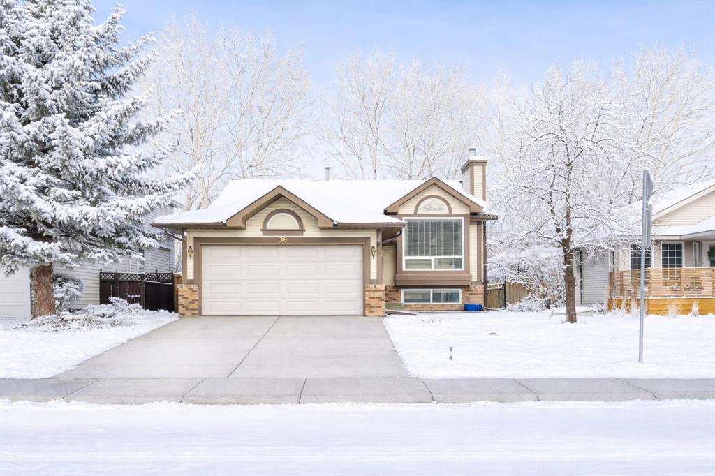 Picture of 36 Riverview Drive , Cochrane Real Estate Listing