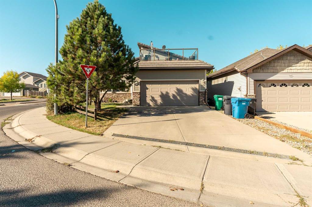 Picture of 609 Sunridge Crescent W, Lethbridge Real Estate Listing