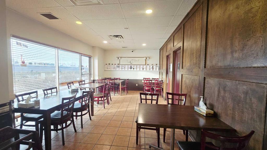 Picture of 35, 3616 52 Avenue NW, Calgary Real Estate Listing