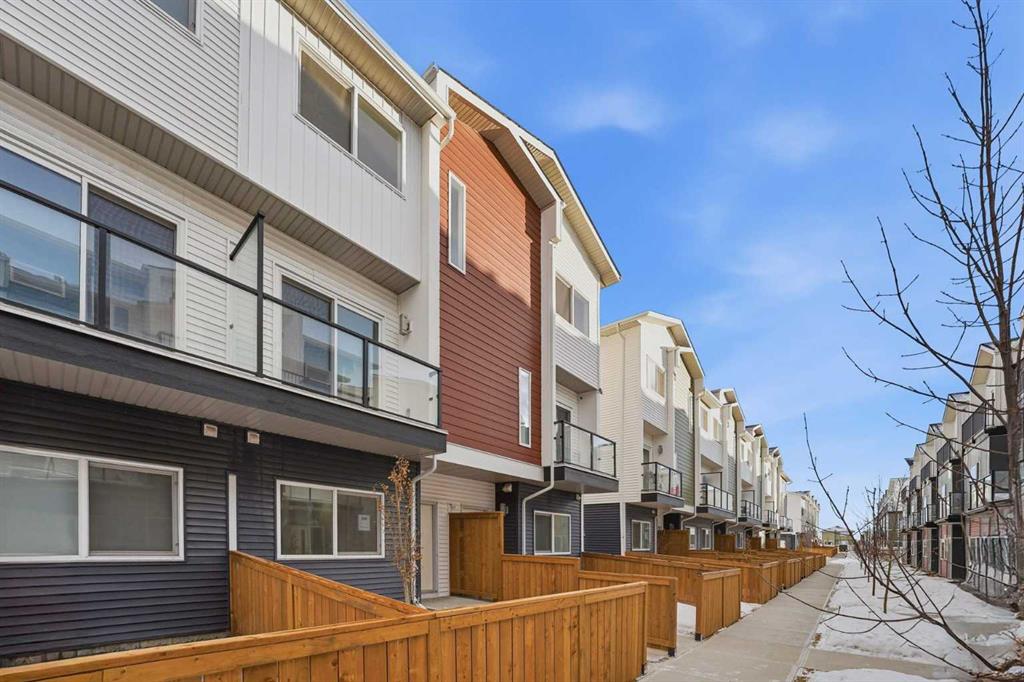 Picture of 628 Red Sky Villas NE, Calgary Real Estate Listing