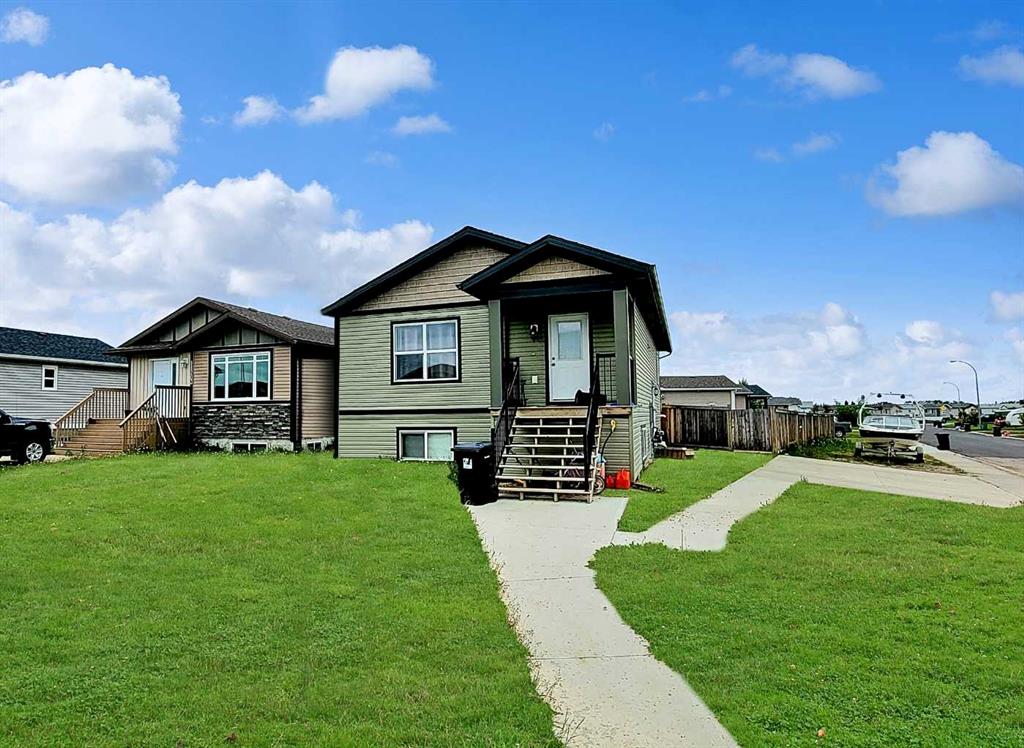 Picture of B, 11201 98 Street , Clairmont Real Estate Listing