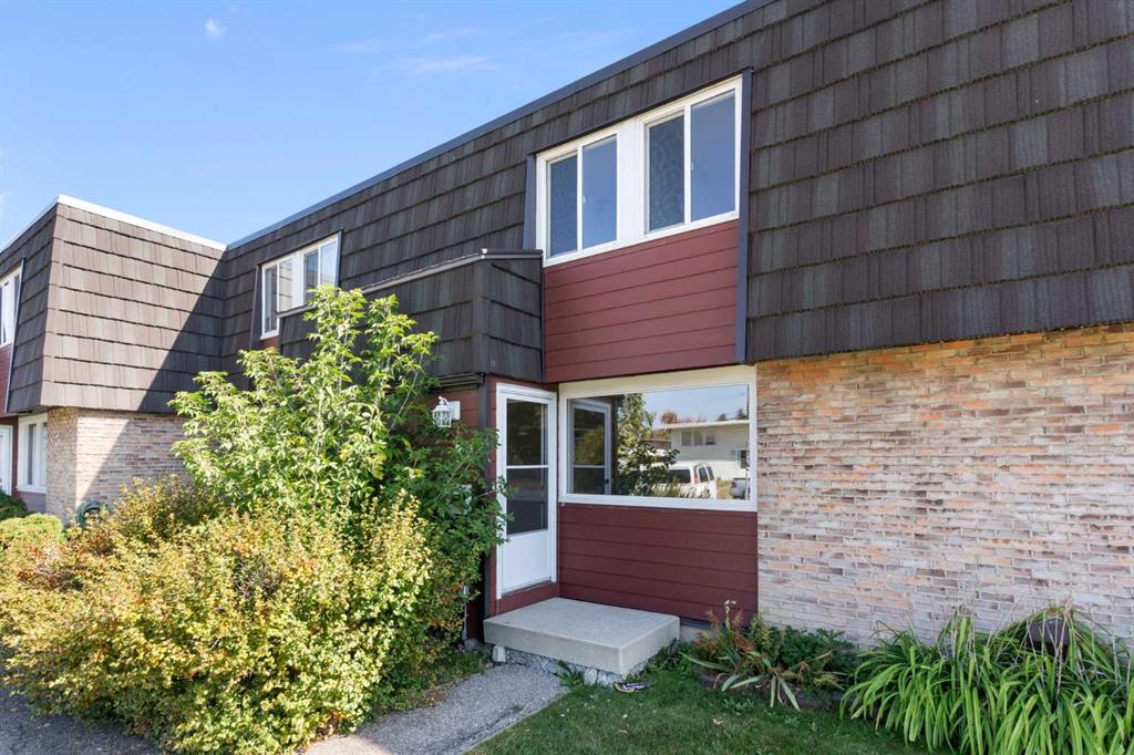 Picture of 32, 80 Galbraith Drive SW, Calgary Real Estate Listing
