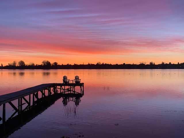 Picture of 732 West Chestermere Drive , Chestermere Real Estate Listing