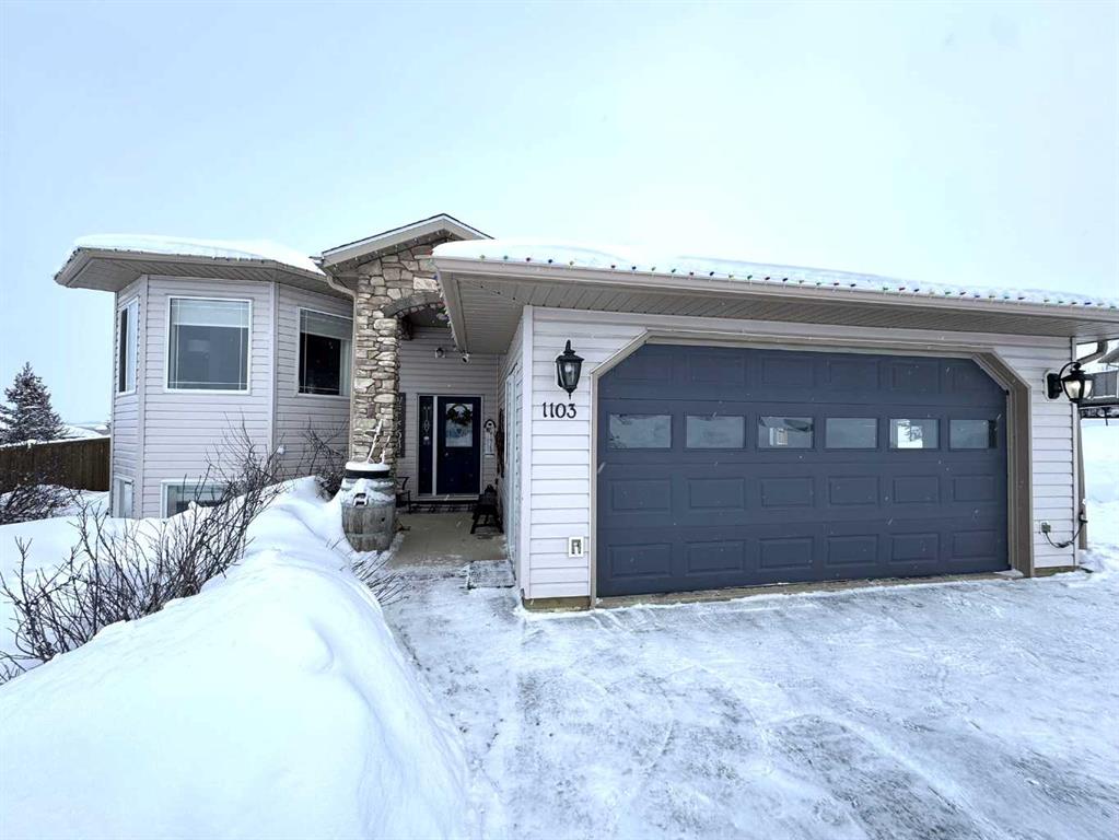 Picture of 1103 Stacey Drive , Beaverlodge Real Estate Listing