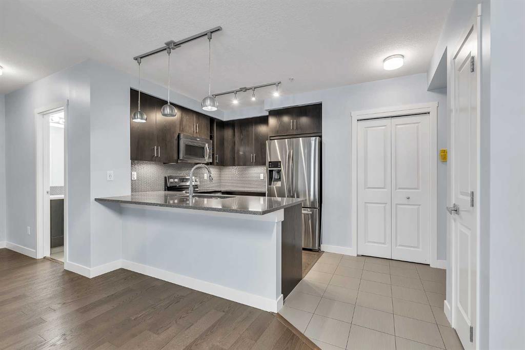 Picture of 111, 25 Auburn Meadows Avenue SE, Calgary Real Estate Listing