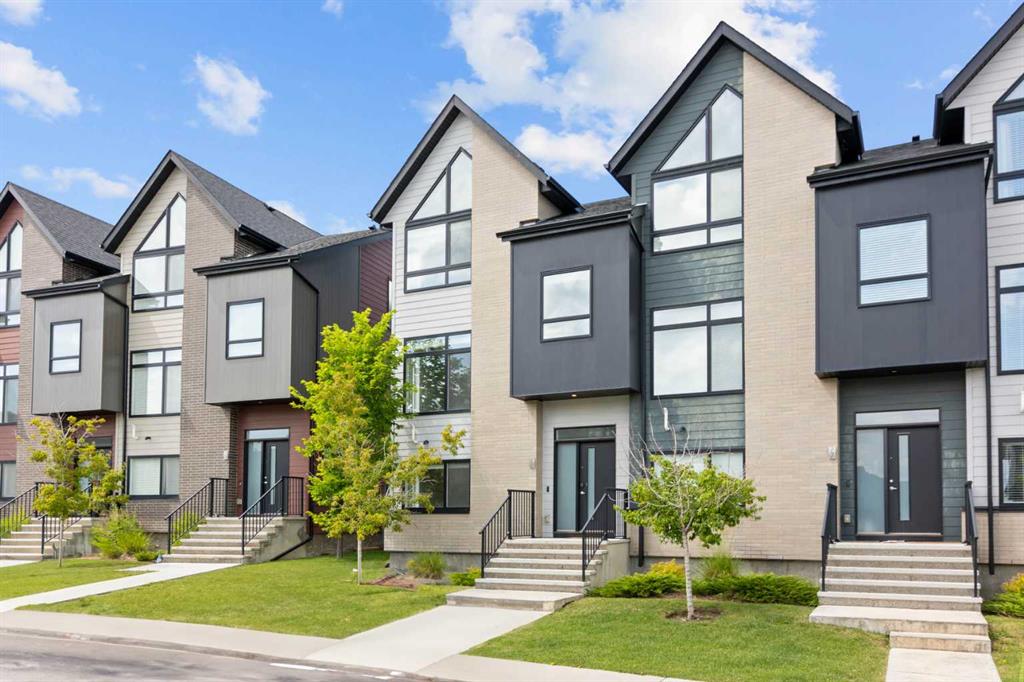 Picture of 75 Sage Meadows Circle NW, Calgary Real Estate Listing