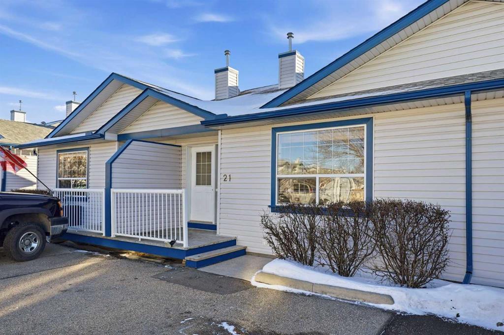 Picture of 21, 33 Stonegate Drive NW, Airdrie Real Estate Listing