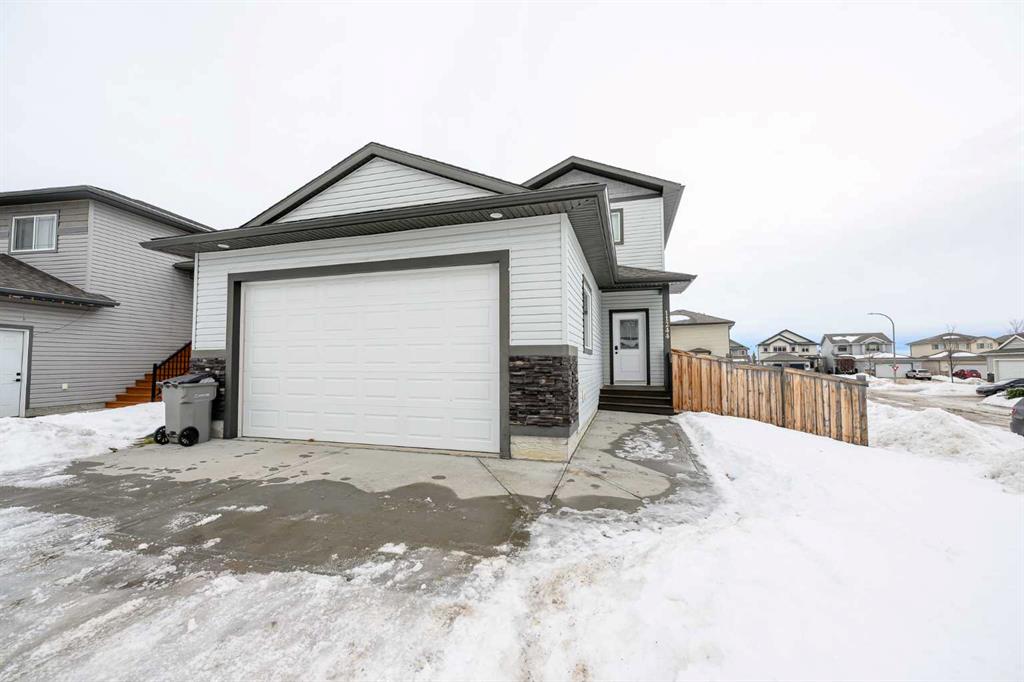 Picture of 11244 80 Avenue , Grande Prairie Real Estate Listing