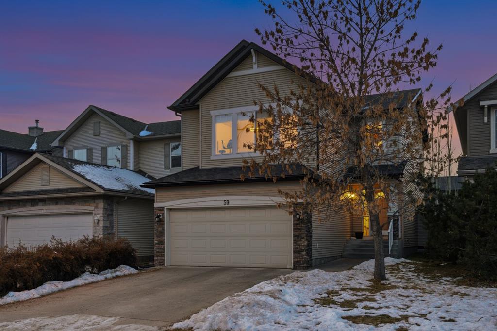 Picture of 59 Cougar Ridge Circle SW, Calgary Real Estate Listing