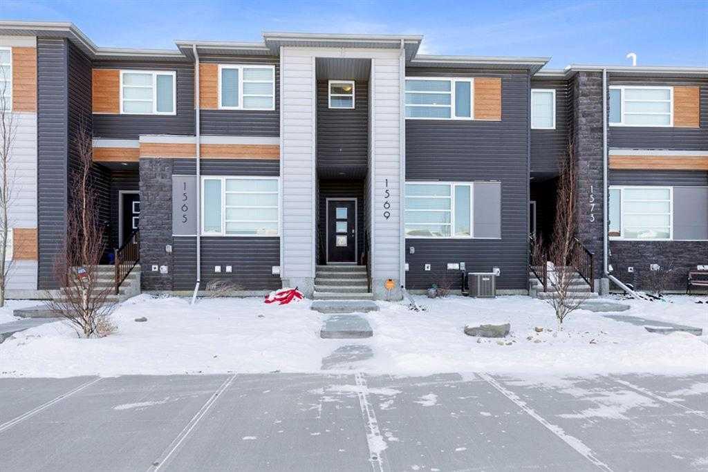 Picture of 1565 Cornerstone Boulevard NE, Calgary Real Estate Listing