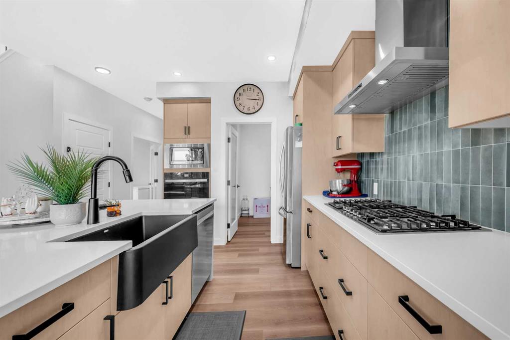 Picture of 93 Legacy Reach Crescent SE, Calgary Real Estate Listing