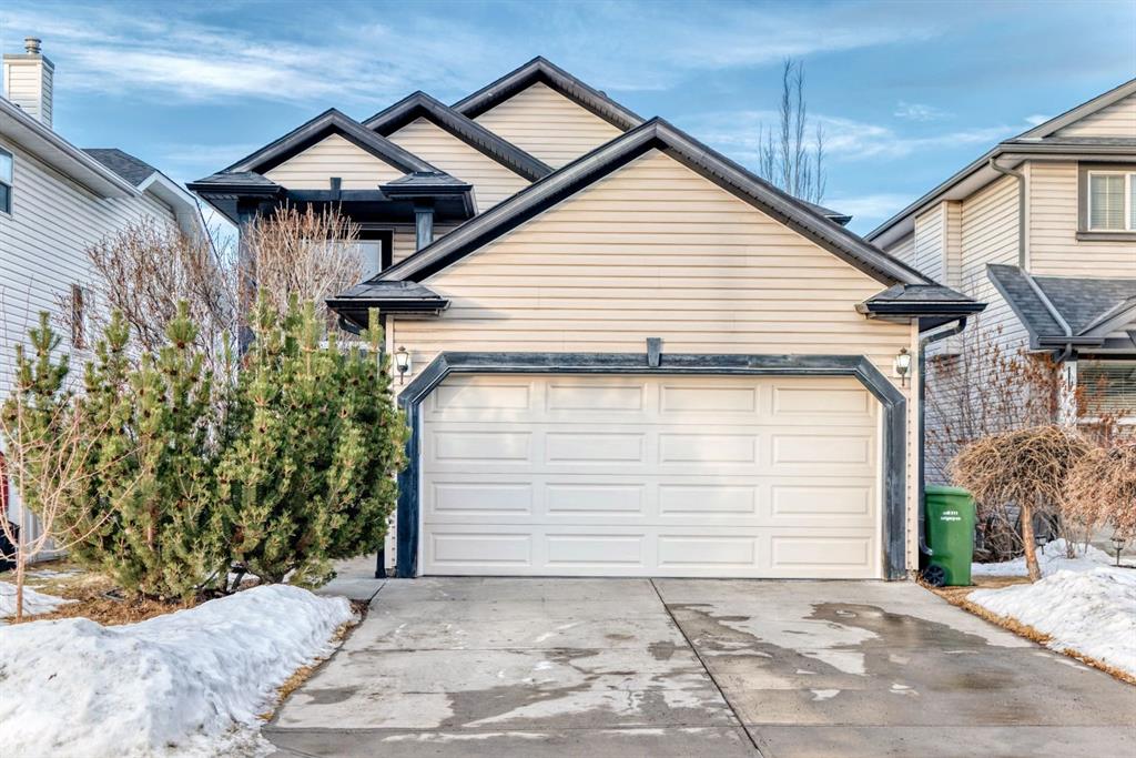 Picture of 3708 Douglas Ridge Way SE, Calgary Real Estate Listing