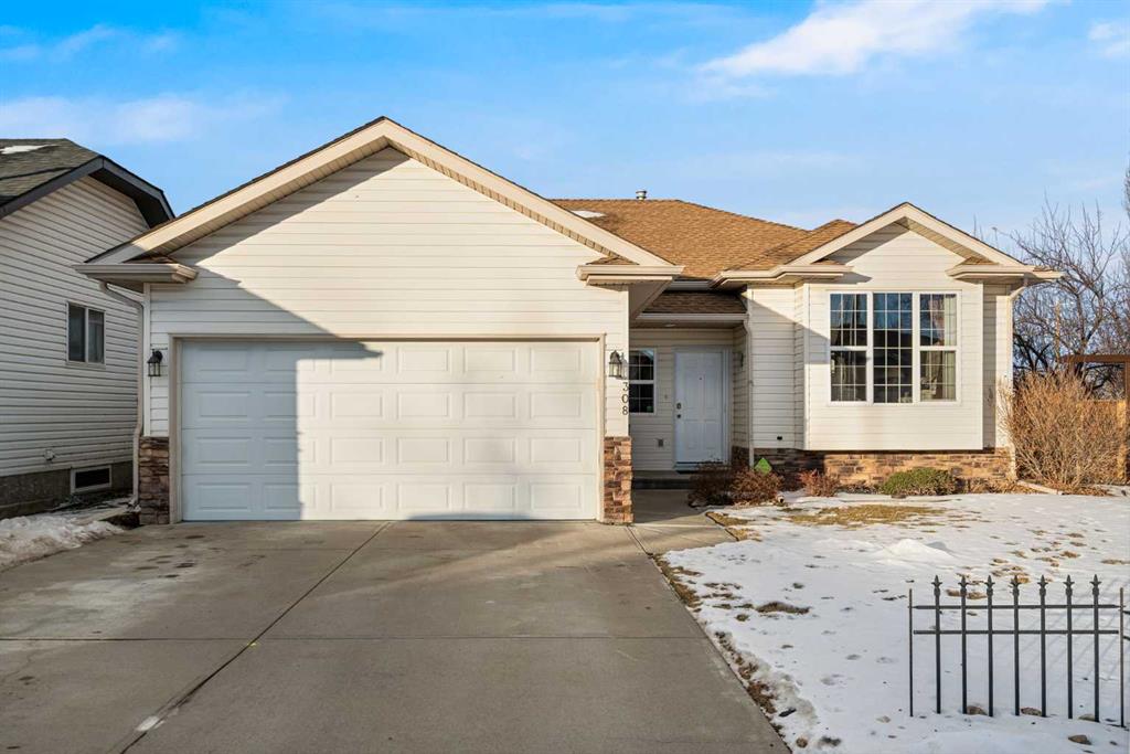 Picture of 308 Highwood Village Place NW, High River Real Estate Listing