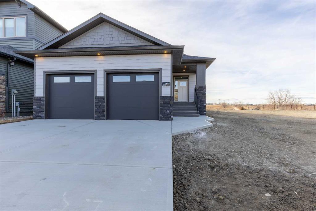 Picture of 322 Canyon Meadows Road W, Lethbridge Real Estate Listing