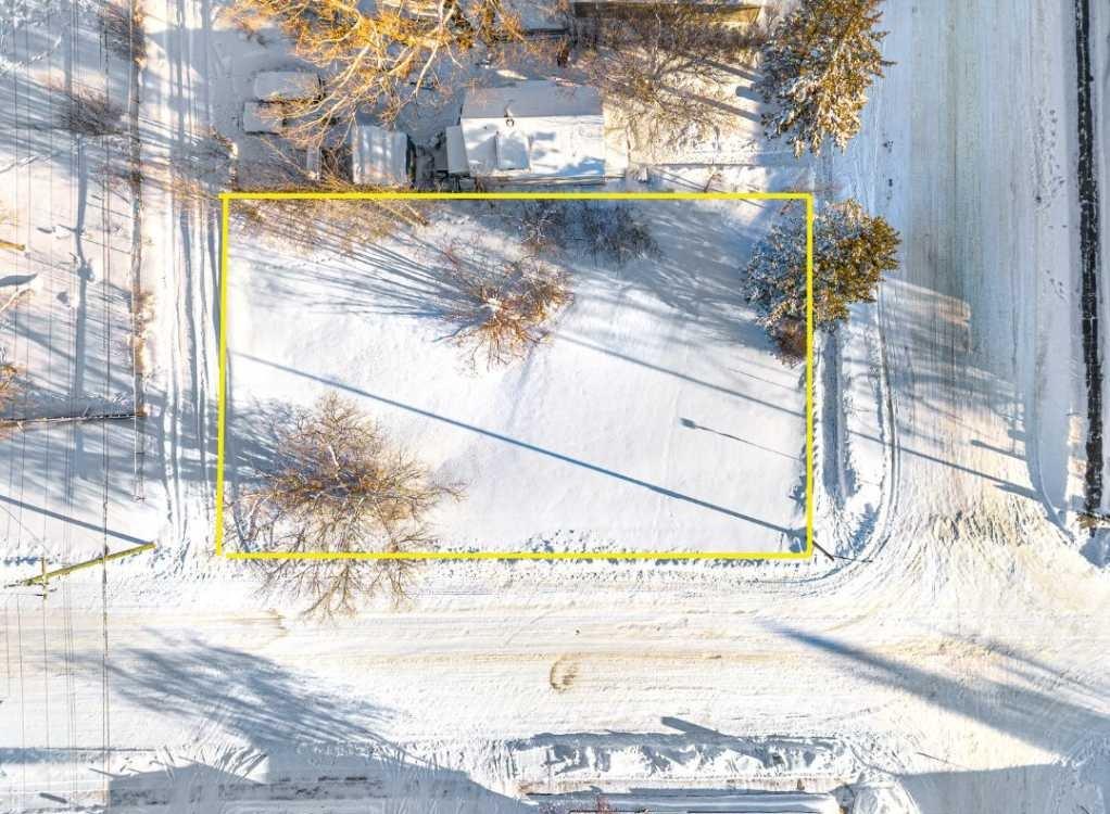 Picture of 4636 49 Street , Lloydminster Real Estate Listing