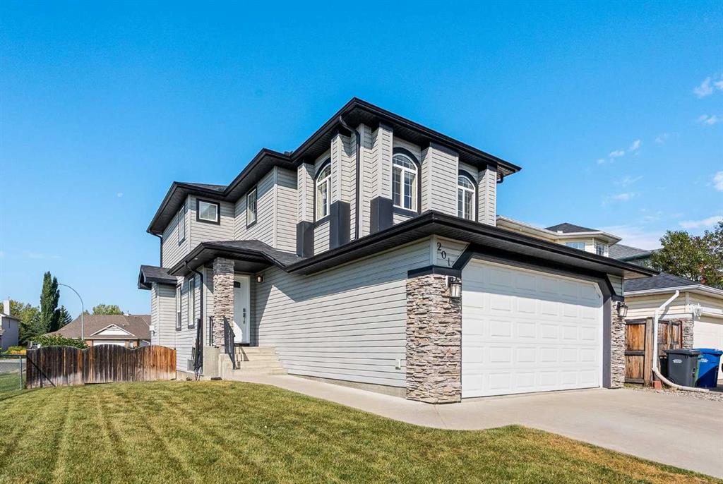 Picture of 201 Crystalridge Rise , Okotoks Real Estate Listing