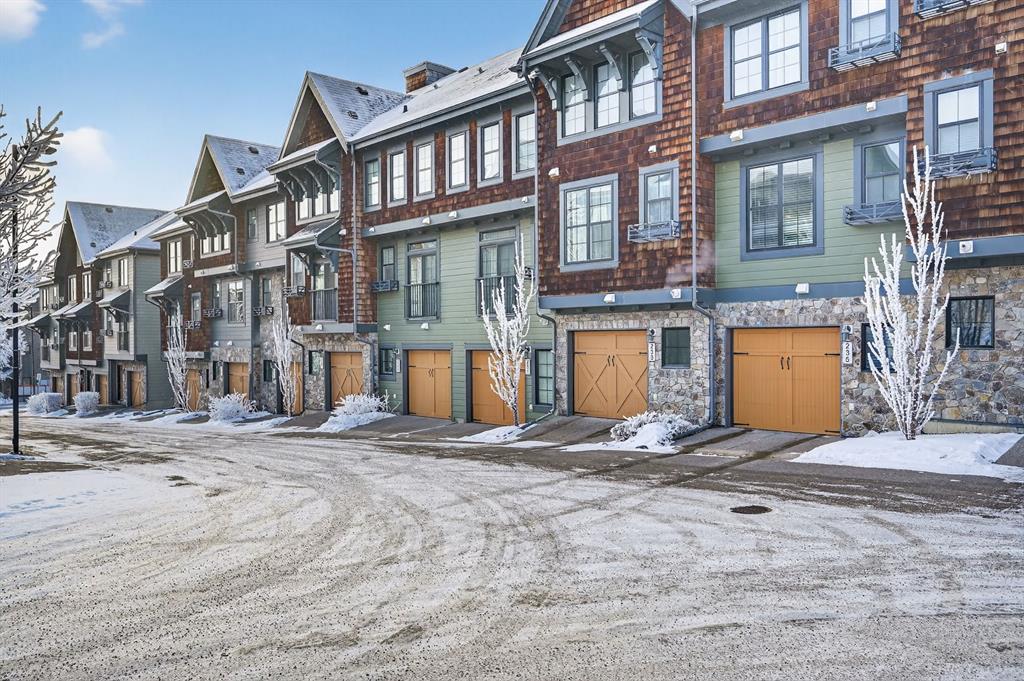 Picture of 235 Ascot Circle SW, Calgary Real Estate Listing