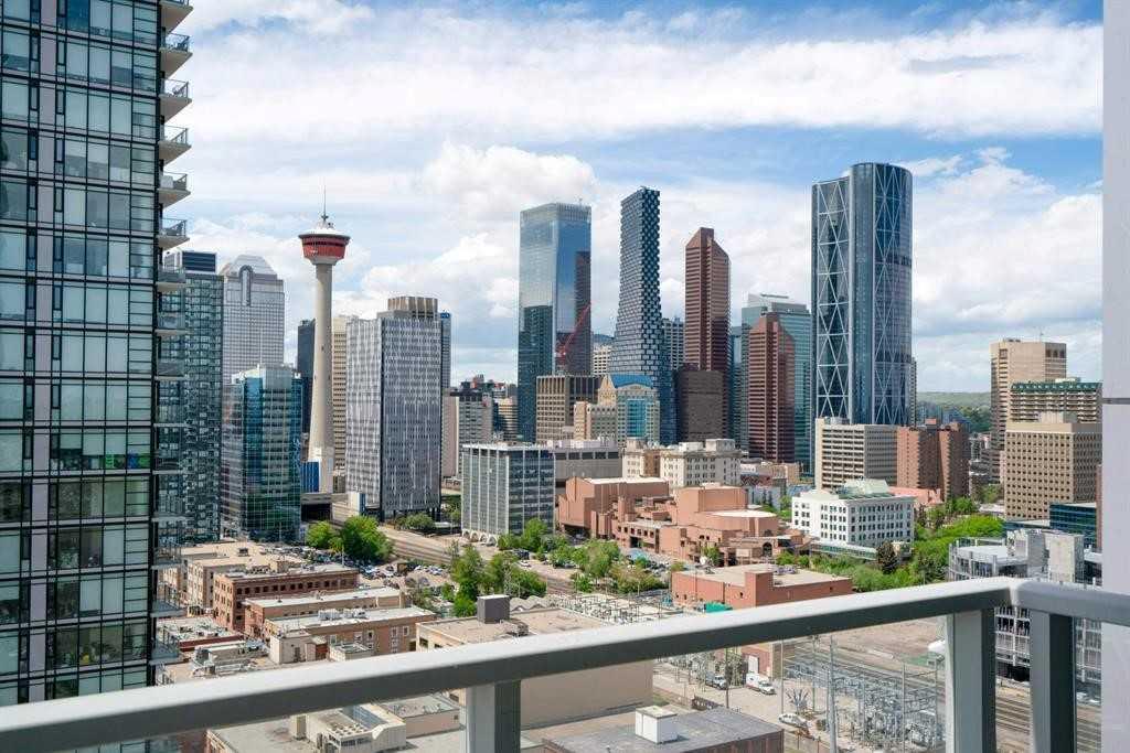 Picture of 2305, 433 11 Avenue SE, Calgary Real Estate Listing