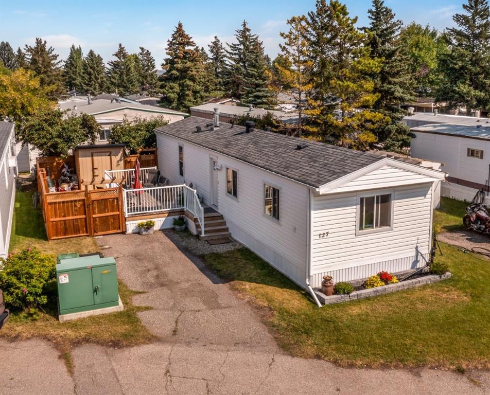 Picture of 127, 3223 83 Street NW, Calgary Real Estate Listing