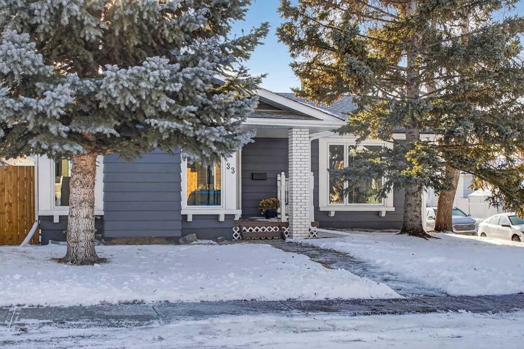 Picture of 33 Sunhurst Crescent SE, Calgary Real Estate Listing