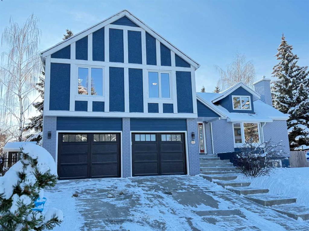 Picture of 119 Pump Hill Bay SW, Calgary Real Estate Listing