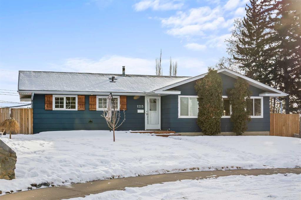 Picture of 1215 Mapleglade Place SE, Calgary Real Estate Listing