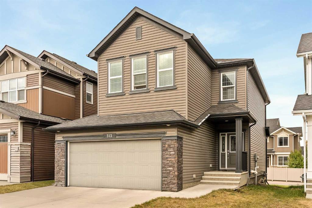 Picture of 313 Evansglen Drive NW, Calgary Real Estate Listing