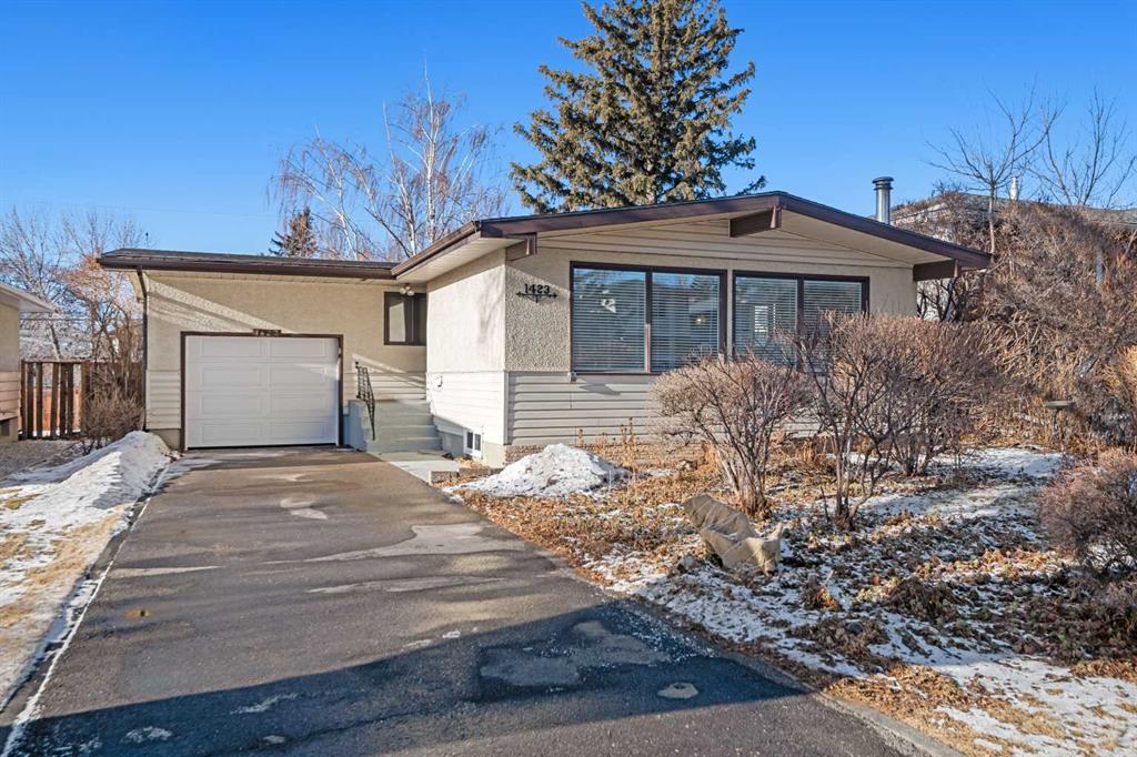 Picture of 1423 18A Street NE, Calgary Real Estate Listing