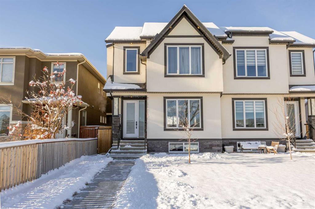 Picture of 4635 79 Street NW, Calgary Real Estate Listing