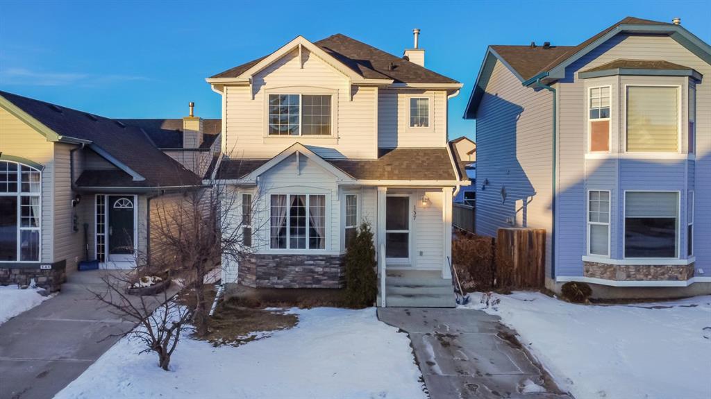 Picture of 137 Taravista Crescent NE, Calgary Real Estate Listing