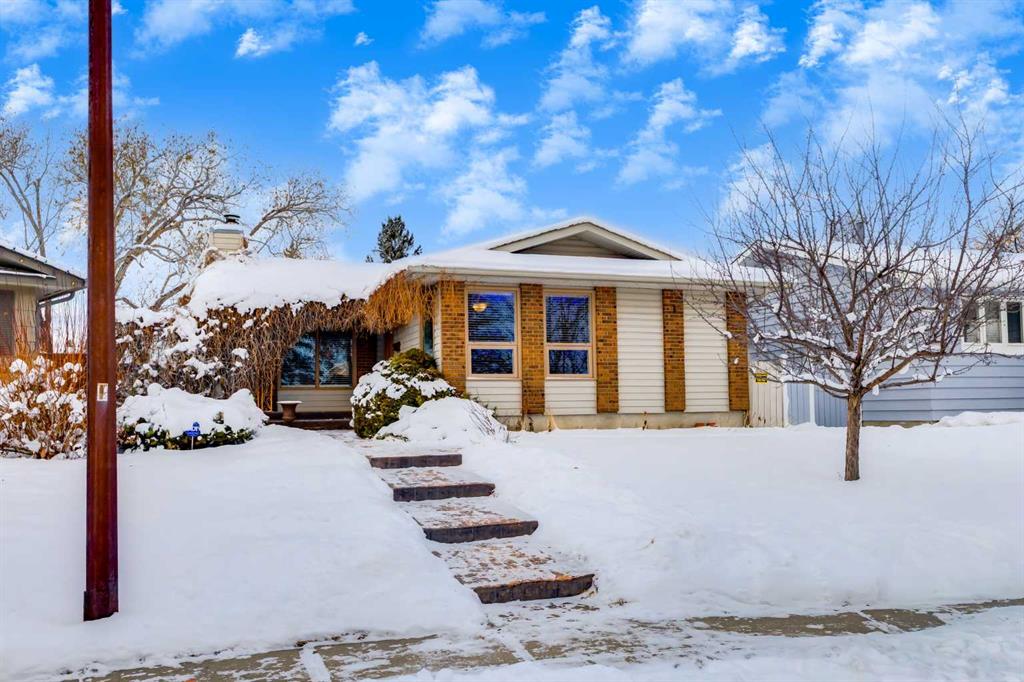 Picture of 21 Midridge Green SE, Calgary Real Estate Listing