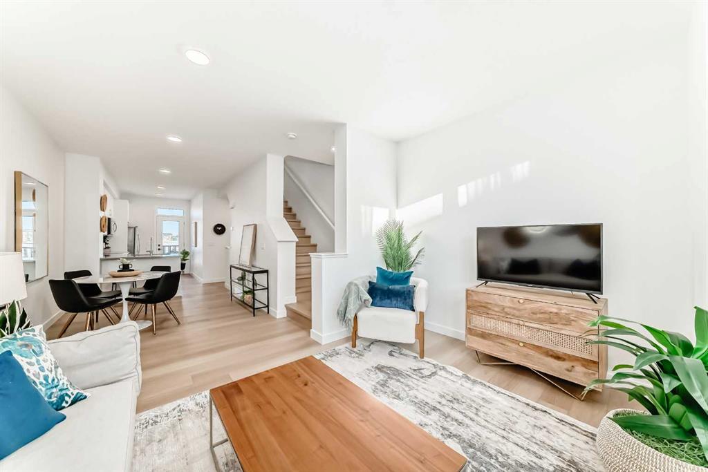 Picture of 304, 437 Alpine Avenue SW, Calgary Real Estate Listing