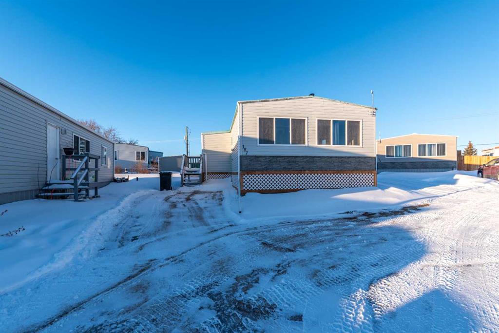 Picture of 157, 5308 57 Street , Lloydminster Real Estate Listing
