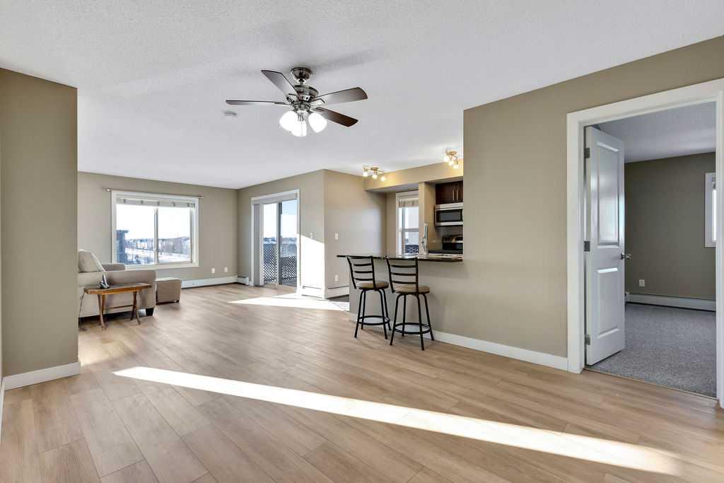 Picture of 7402, 403 Mackenzie Way SW, Airdrie Real Estate Listing