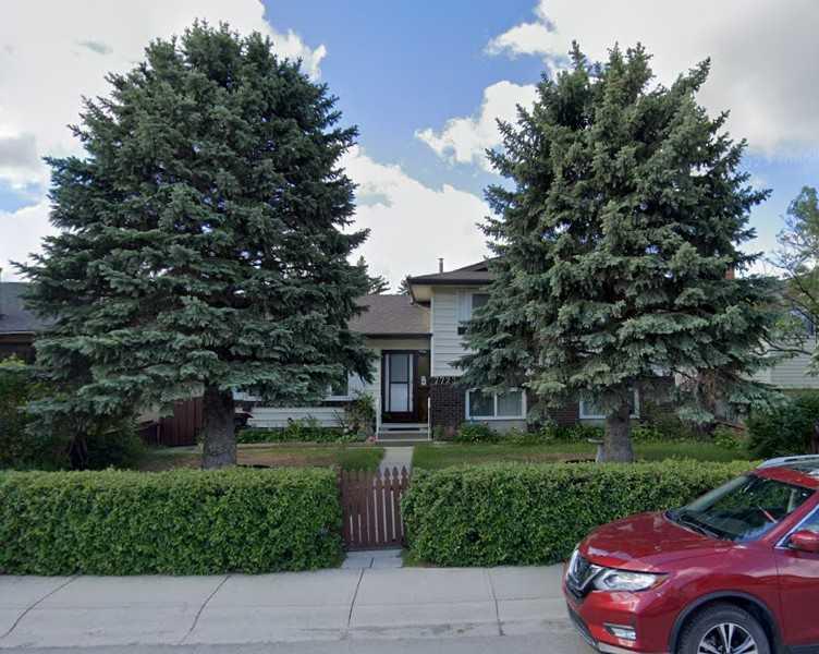 Picture of 7723 67 Avenue NW, Calgary Real Estate Listing