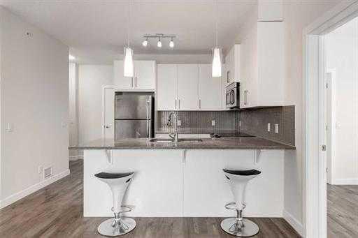 Picture of 313, 12 Sage Hill Terrace NW, Calgary Real Estate Listing