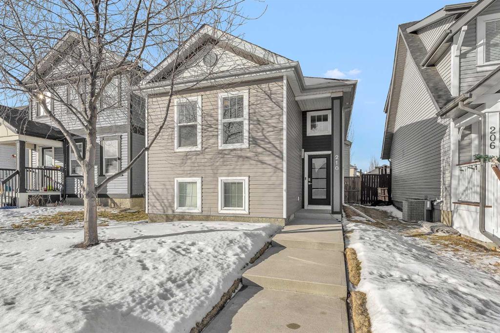 Picture of 210 Copperstone Grove SE, Calgary Real Estate Listing