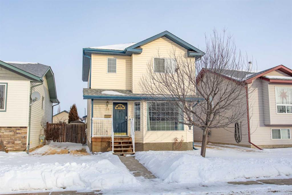 Picture of 24 Dynes Street , Red Deer Real Estate Listing