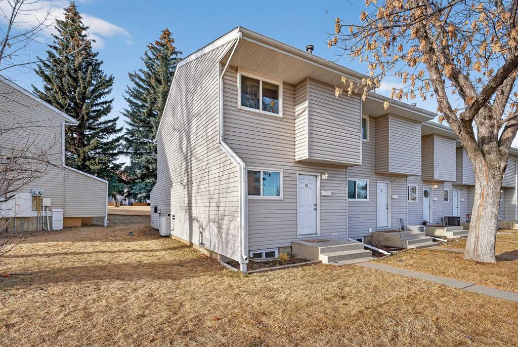 Picture of 16, 55 Lemoyne Crescent W, Lethbridge Real Estate Listing