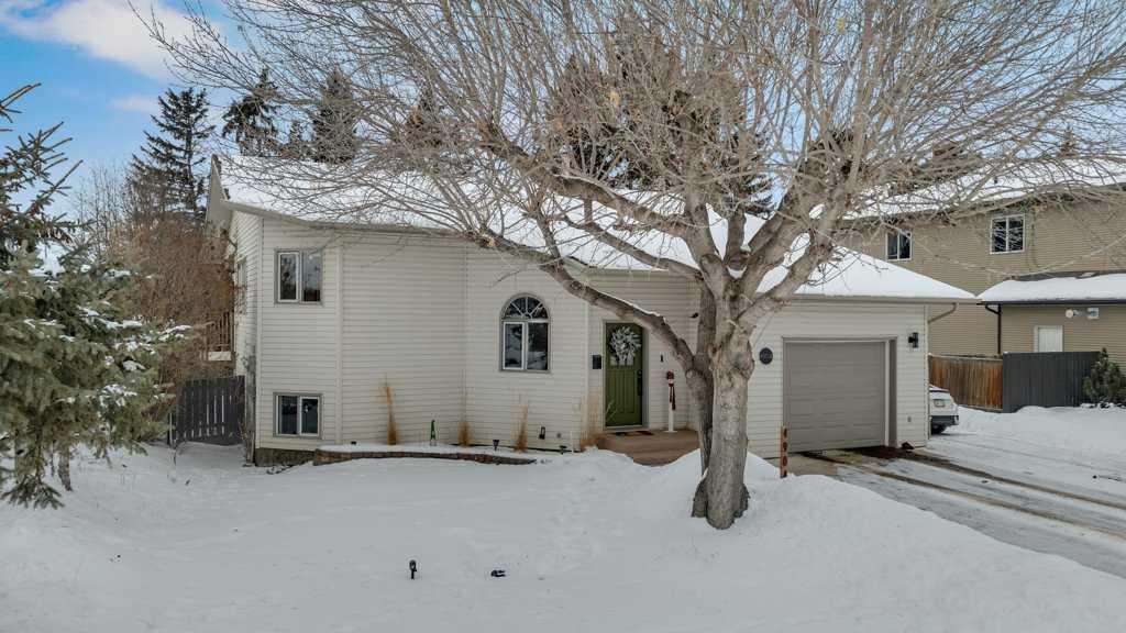 Picture of 4904 43 Street  , Ponoka Real Estate Listing