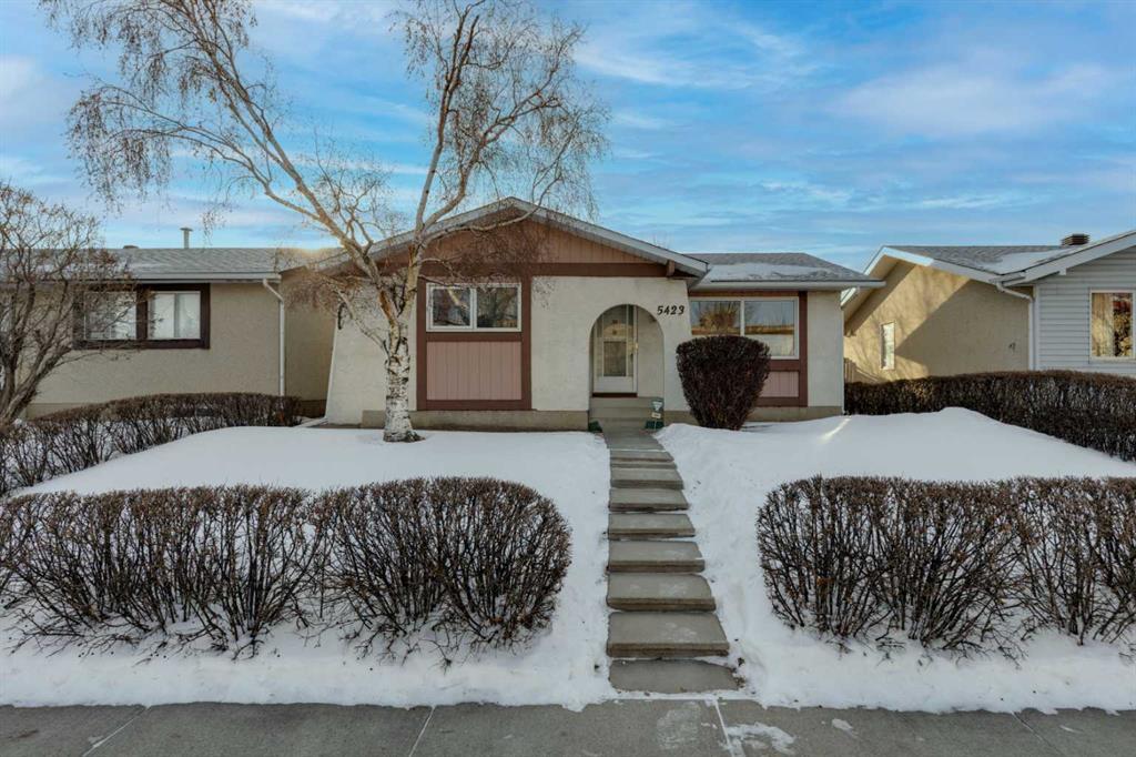 Picture of 5423 Madigan Drive NE, Calgary Real Estate Listing