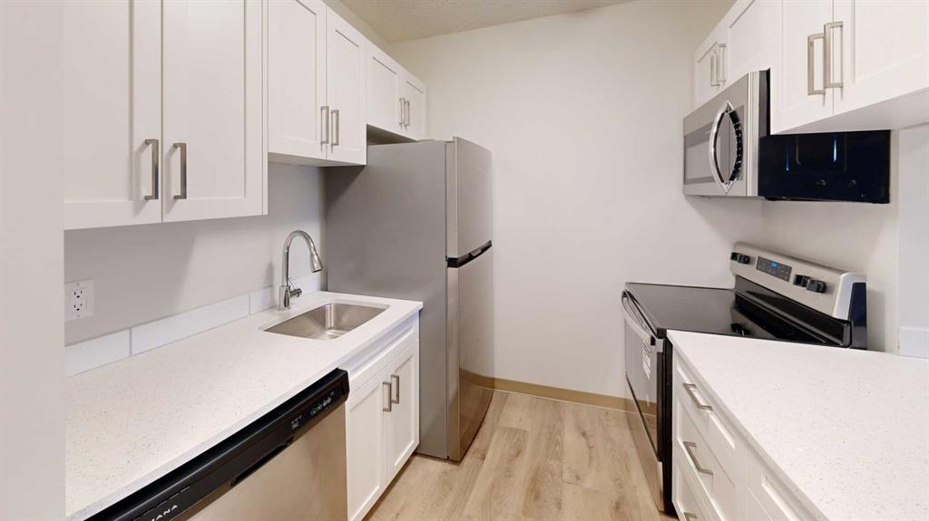 Picture of 108, 405 Columbia Boulevard W, Lethbridge Real Estate Listing