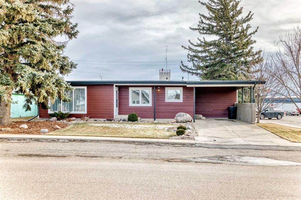 Picture of 459 Crescent Avenue , Picture Butte Real Estate Listing