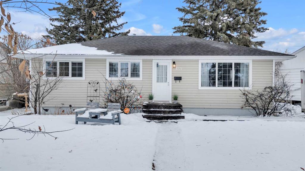 Picture of 4121 38 Avenue , Red Deer Real Estate Listing
