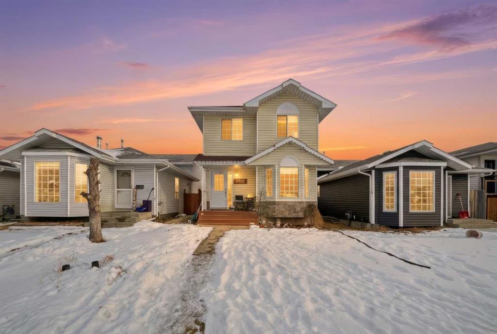 Picture of 4707 44 Street , Sylvan Lake Real Estate Listing