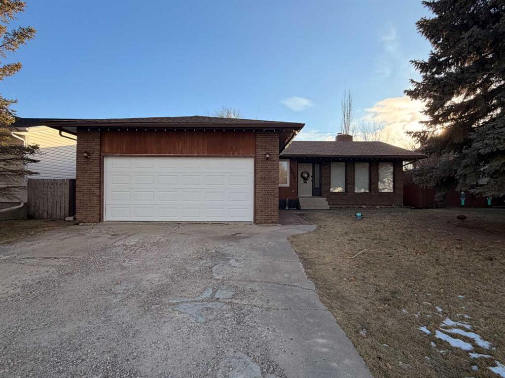 Picture of 5214 38 Avenue , Taber Real Estate Listing
