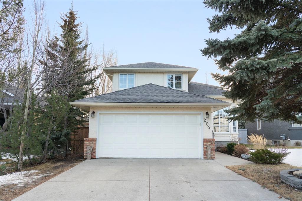 Picture of 209 Hawkstone Drive NW, Calgary Real Estate Listing