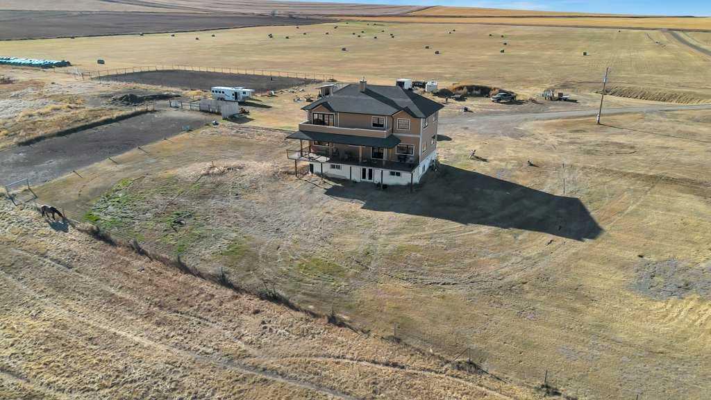 Picture of 253019 Range Road 241  , Rural Wheatland County Real Estate Listing
