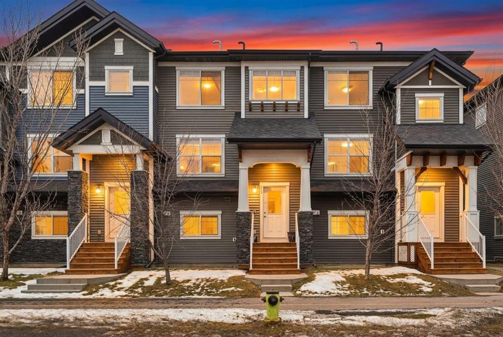 Picture of 11 Nolan Hill Boulevard NW, Calgary Real Estate Listing
