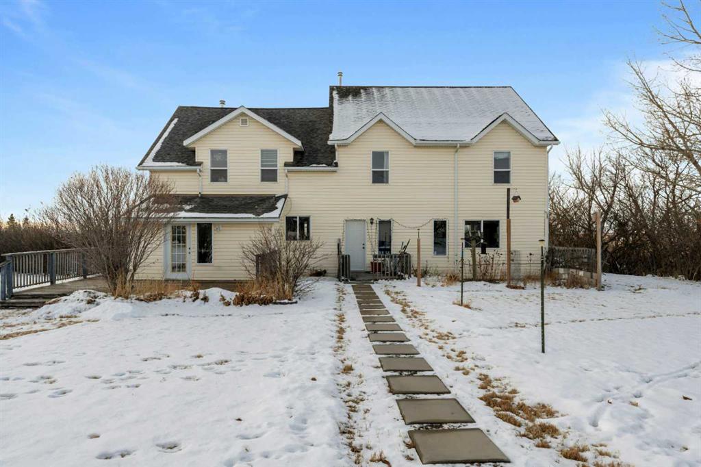 Picture of 320077 Range Road 240  , Rural Kneehill County Real Estate Listing